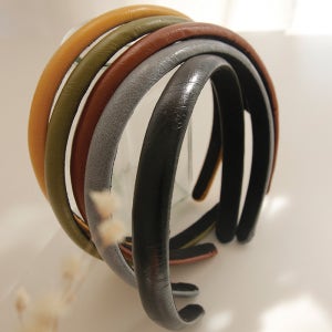 제이로렌 가죽 슬림 비비드 레더 헤어밴드 H0903 H0903 가죽 슬림 비비드 레더 헤어밴드