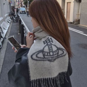 [베스트상품] 비비안웨스트우드 빅 ORB 리버시블 머플러 남녀공용 커플 목도리 W00ZH