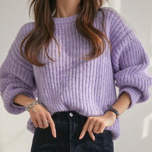 [ 한정수량 특가 ]고민 없이 꺼내 입을 로맨틱한 컬러감의 라운드넥 니트