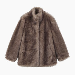 [시슬리]2025 WINTER 헤어리 루즈핏 페이크 퍼 점퍼 SALE34561LW