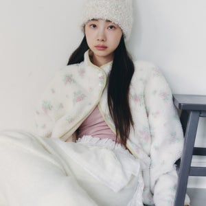 [셀리테일즈] FLOWER REVERSIBLE FLEECE JACKET_IVORY CE259NJP001MIV