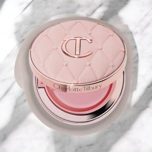 샬롯틸버리 필로우 토크 뷰티파잉 쿠션 파운데이션 2N fair