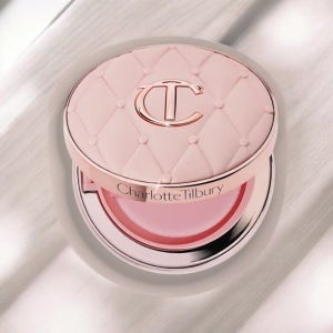 샬롯틸버리 필로우 토크 뷰티파잉 쿠션 파운데이션 2C fair