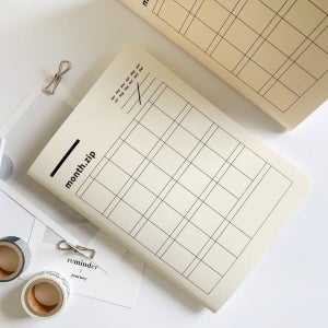 month.zip | 27개월을 담는 먼슬리 플래너, ㄹlee