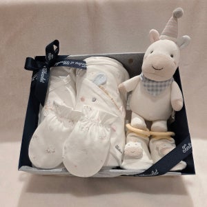 [롯데백화점] 타티네 쇼콜라 홀스배냇저고리+속싸개+손싸개+단말+애착인형(말띠해출산선물세트)TNPRAG011W LE1220487508