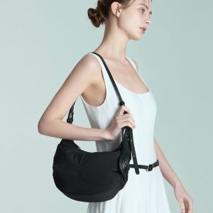 [롯데백화점] 오야니 모나 R 크로스바디 OCSBCB55 LE1219769792