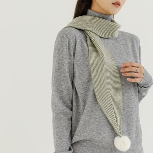 [D’EL] 루이즈밍크폼폼머플러 SCE8001[베이지,코코아,퍼플,블랙,그린,ONE SIZE]