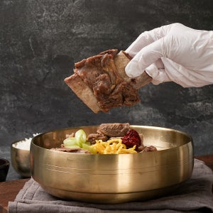 한식 명인이 만든 깊은 육수의 왕갈비탕 1kg 2팩