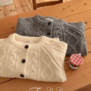 가디건 [MADE]뮤튼 울 오버핏 꽈배기 니트 가디건 (2color)