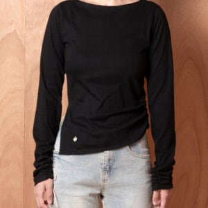 돈애스크마이플랜 보트넥 셔링 롱 슬리브 블랙