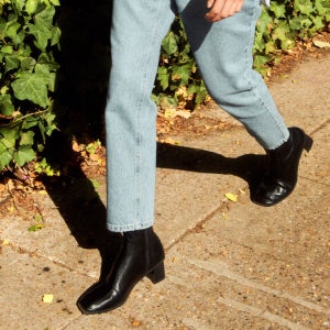 [에이티티] __Line Span Heel Boots (att1014)