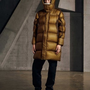 [CP컴퍼니] 10D DD쉘 초경량 롱 다운,SPKWCIDJ444MLBR