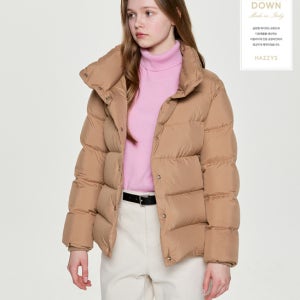 [헤지스 여성] [PREMIUM] 카멜 단색 구스다운 패딩점퍼 HSJU5D013CM