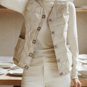 덕다운 경량 패딩 베스트