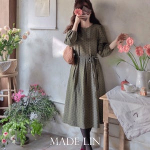 [베스트특가 9천원 할인]MADE LIN메이플 플라워 핀턱디테일 원피스[size:F(55~66)]