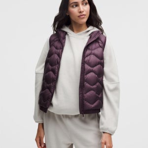 룰루레몬 여성 우먼스 페더웨이트 900 다운 필 퀼티드 베스트