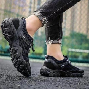 [셀러허브_여성트랜드패션]메쉬 트래킹화 물놀이 등산신발 아쿠아 빠지 경량 등산신발 계곡신발