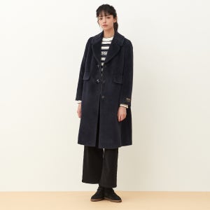 [기비] 플라워 비즈 버튼 알파카 퍼 롱코트 GY25W1FRC1637