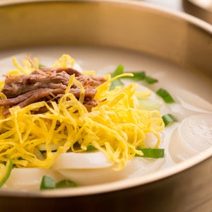 명인이 만든 깔끔하고 담백한 한우사골떡국 650g 5팩