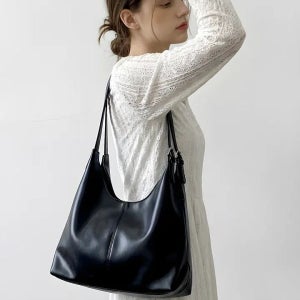 내일도착 숄더백 Athena Selene Bag - Black