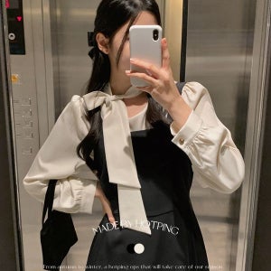 내일도착 셔츠/남방/블라우스 [하객룩][여성스러움♥/출근룩][MADE] 레나 라운드 퍼프 타이 블라우스 (44~110)(하객룩블라우스-빅사이즈블라우스-데이트룩-직장인룩-체형커버-출