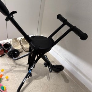 마이크로킥보드 마이크로 트라이크 디럭스 초경량 접이식 (블랙)