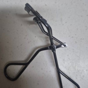 시세이도 아이래쉬 컬러 프로 (블랙 뷰러) 단품