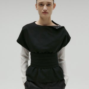 [솔티페블] WOOL SNAP BLOUSE & PINTUCK BUSTIER SET UP [BLACK]