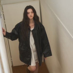 [포에트서울] trench leather half jacket_black