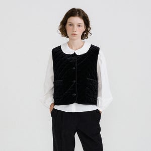 [아쎄르] Velvet Quilted Vest (Black)