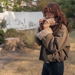 마틸드 도톰포근 퍼 허리밴딩 리버시블 점퍼 [size:F(55~66반)]