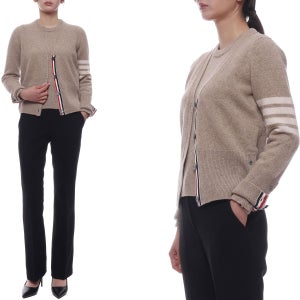 [롯데백화점] 톰브라운 25FW 여성 사선 스트라이프 울 가디건 FKC674A Y1026 250 25F LE1220572399