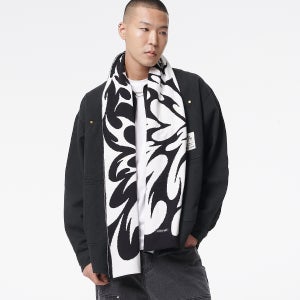 [아티스트웨어] 모노웨이브 그래픽 머플러