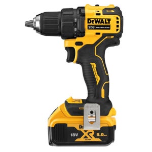 디월트 충전 드릴드라이버 18V/5.0Ah DCD708P2 5103597 BL