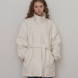 [썸웨어버터] Boucle Wool Half Coat - Ivory S5WCT01IVF