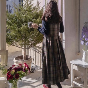 [특가 15% ★한정수량][LABEL] 앤하이드 러블리 기모체크 맵시주름 단아한 울원피스 [size:F(55~66)]