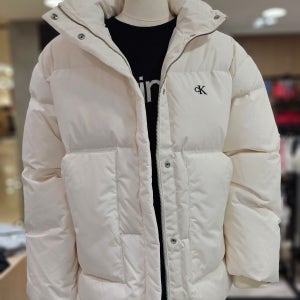 Calvin Klein Jeans  여성 숏 렝스 스탠드 카라 푸퍼 47D577G-VDV