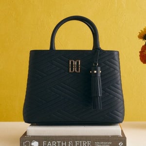 닥스 ACC [CARLISLE] 블랙 칼라일 가죽 스몰 토트백 DCBA5E366BK