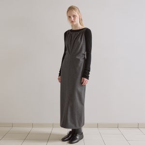 [르누이] Wiona Ruffle Wool Dress (Dark Grey)