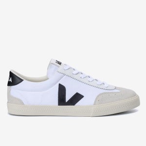 [롯데백화점] 베자 남여공용 친환경 스니커즈 볼리 SVJU241VO01-524 LE1220304737