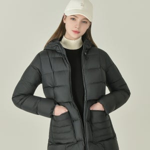 [헤지스 골프 여성] [ONLINE EXCLUSIVE] 네이비 여성 포켓 배색 다운 점퍼 HWJU5D903N3