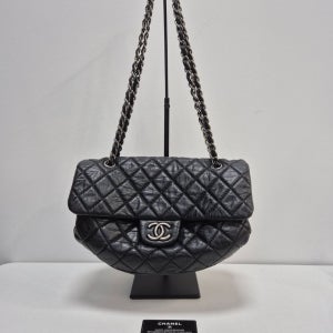 샤넬 빈티지 블랙 플랩백 체인 숄더 시즌백