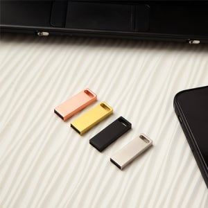 루인스 스틸 USB메모리 8GB 기념품 판촉물 맞춤제작