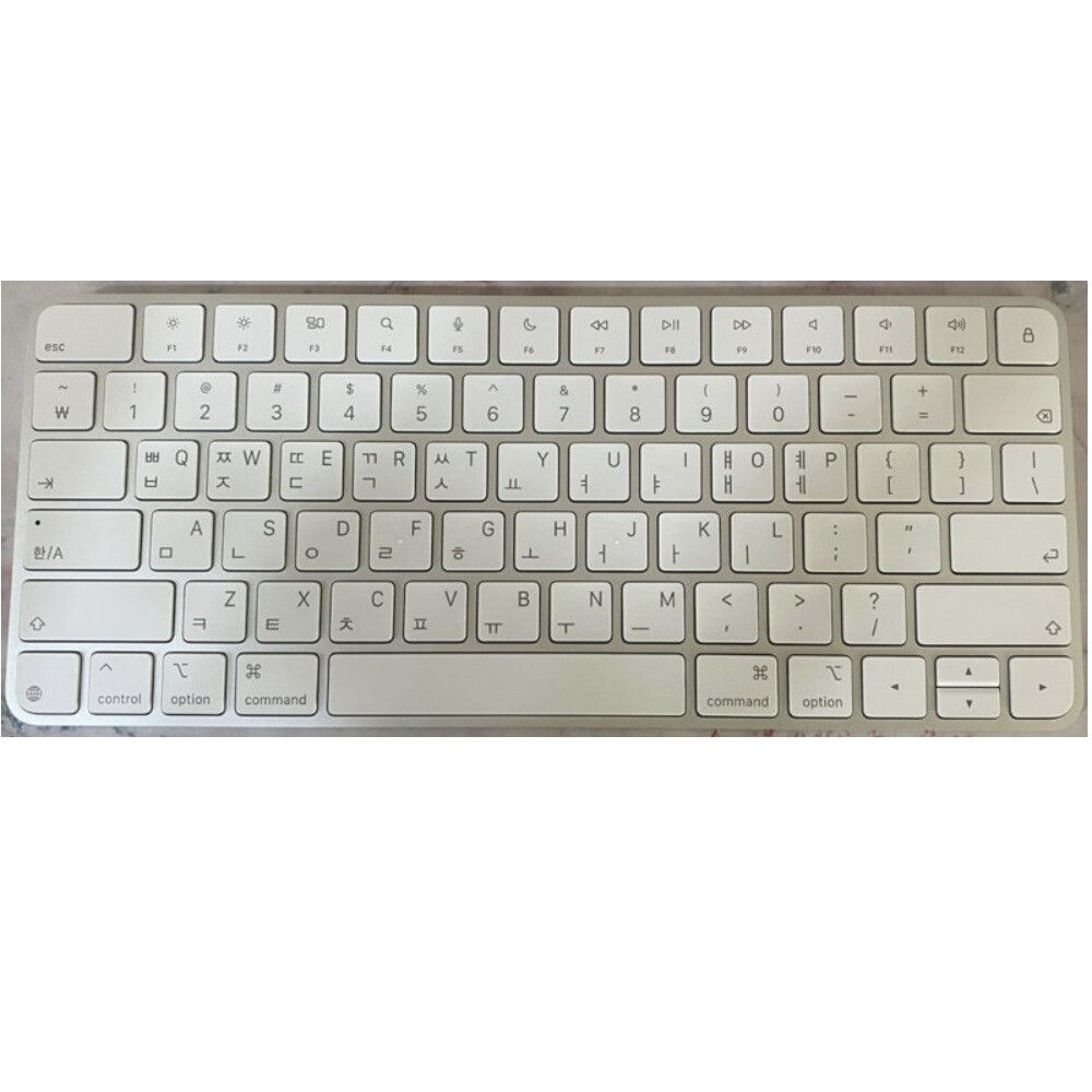 애플 Apple Magic Keyboard (2024)