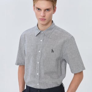 [헤지스 남성] [스테디셀러] 블랙 스트라이프 면혼방 반팔캐주얼셔츠 WHSH5B595BK