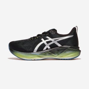 아식스 ASICS 노바블라스트 5 럭스 맨 1011C031