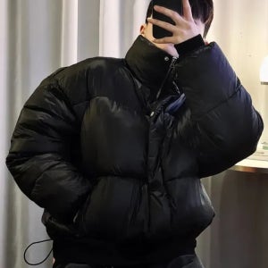 [당일배송] 유광패딩 남자크롭 웰론 숏패딩 점퍼 글로시 에나멜 오버핏 커플 잠바