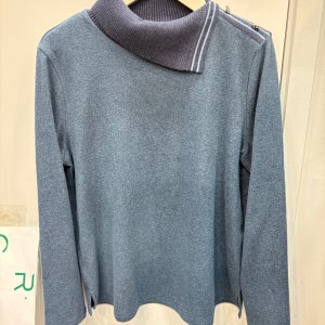 크로커다일레이디 사이드 오픈 장식 티셔츠 블루 모다아울렛 오산동탄점