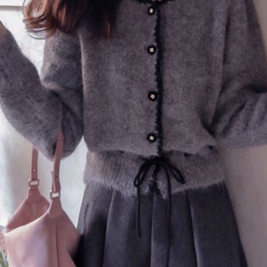 [LABEL] 드리머 입체패턴 따스미 벨벳꽃버튼 가디건 [size:F(55~66)]