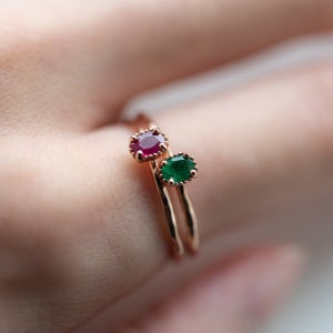 14k 18k 오벌컷 천연 루비 에메랄드 반지, 키스텔라